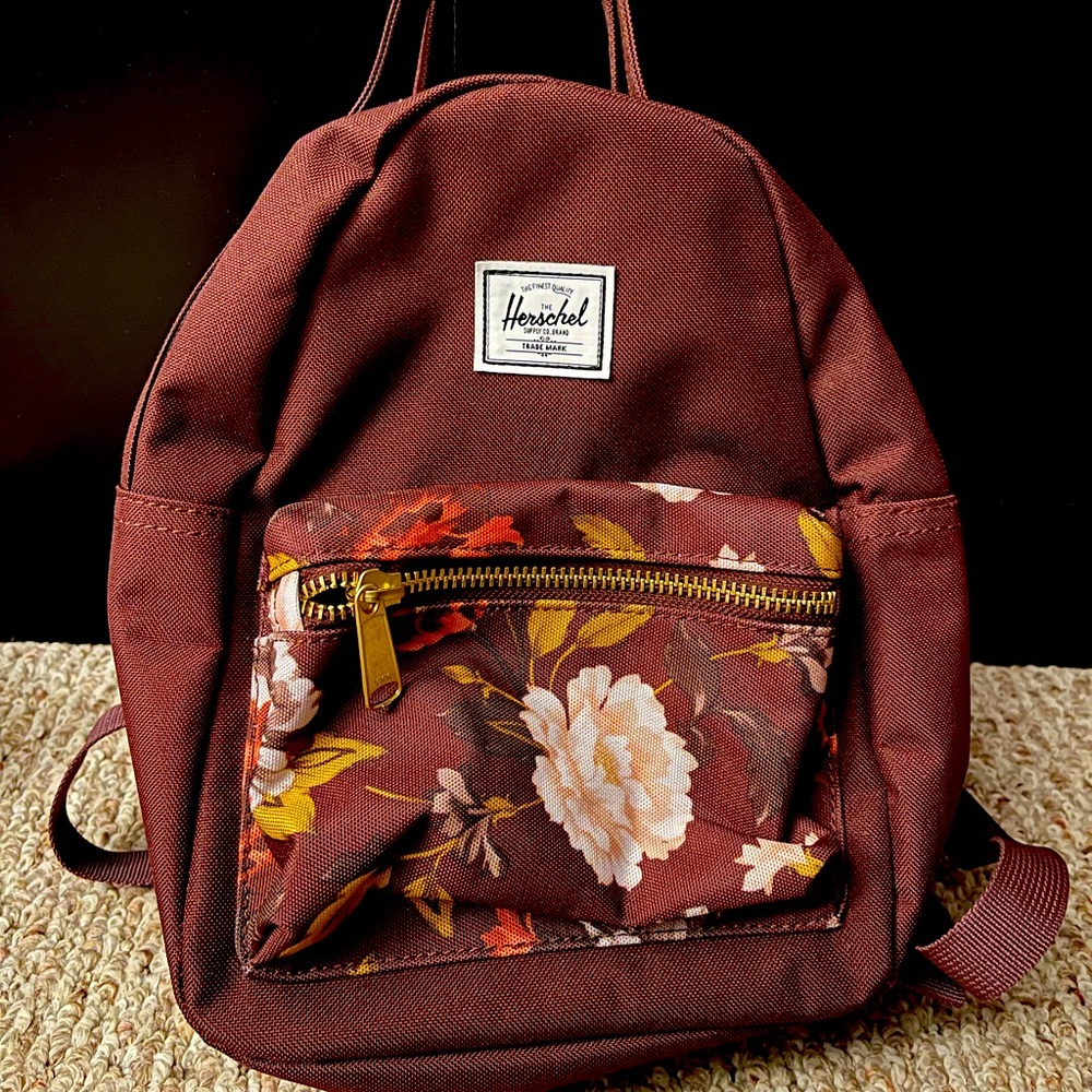Super cute mini Herschel!